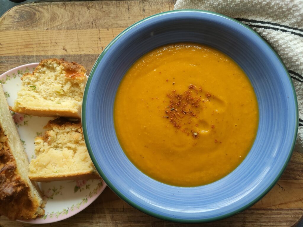 Pumpkin Soup with Airfryer Bread