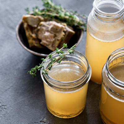 How to freeze and defrost bone broth in glass jars